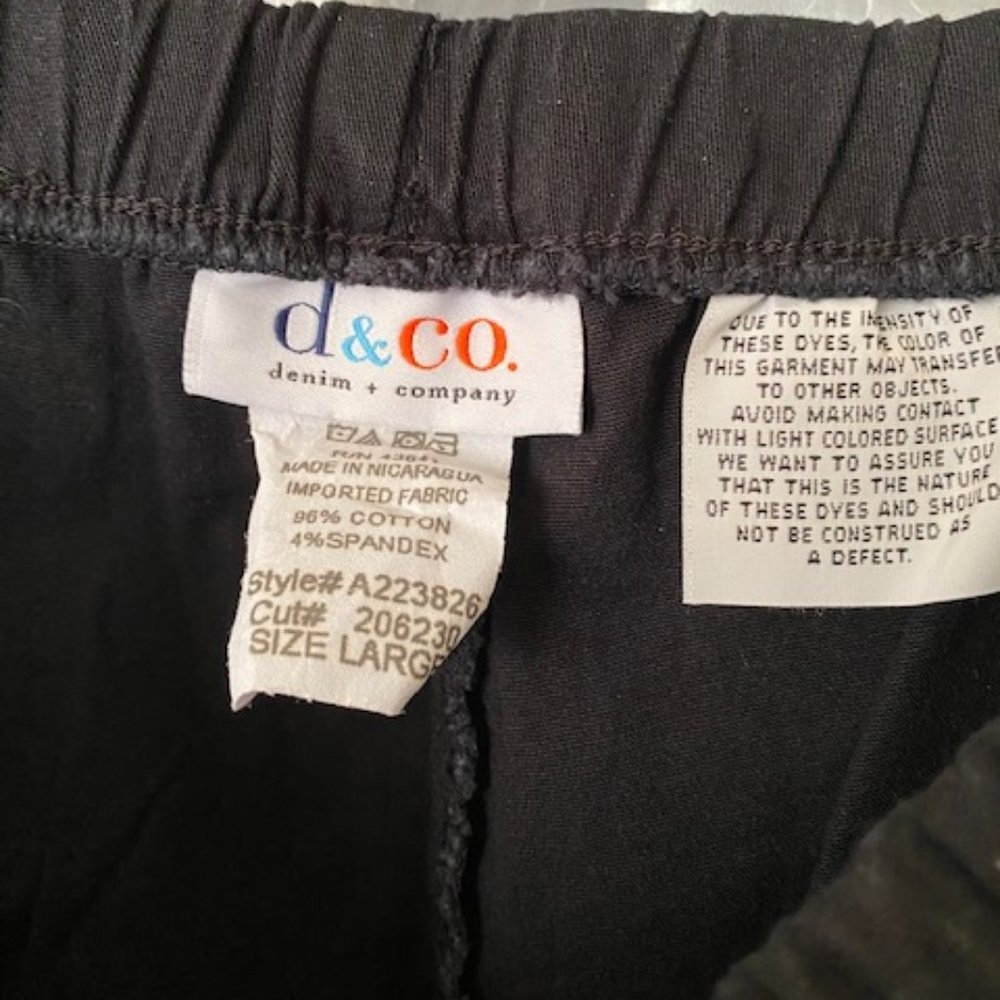 Denim & Co. Black Capri Loop Detail Leg Opening, Large - Picture 6 of 7